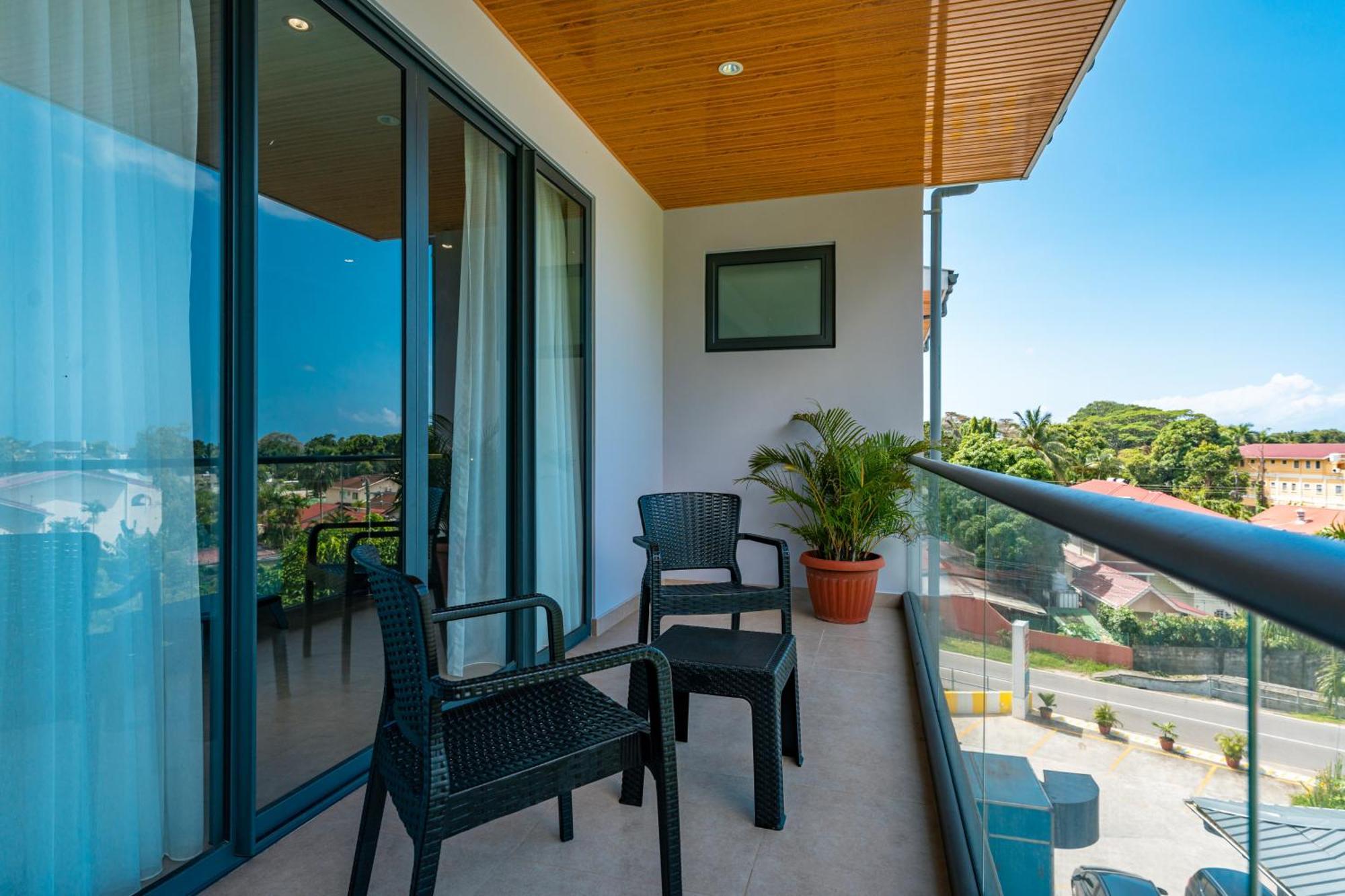 Thalassa Seychelles * Beau Vallon (Mahe)
